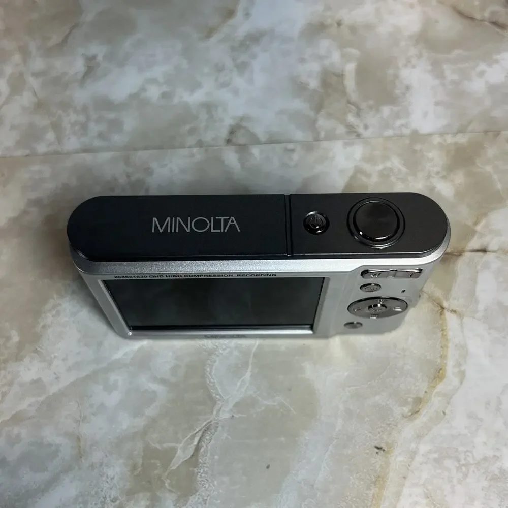 Minolta MND20 44MP Digital Camera 2.7K Ultra HD Video 16X Zoom Tested Working